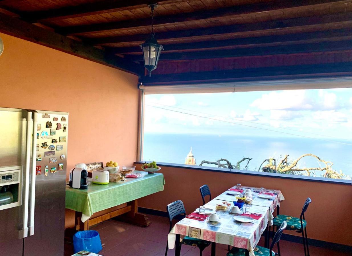 Il Gabbiano Di Pieve Bed & Breakfast Pieve Ligure Bagian luar foto