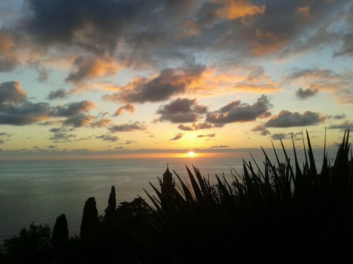 Il Gabbiano Di Pieve Bed & Breakfast Pieve Ligure Bagian luar foto